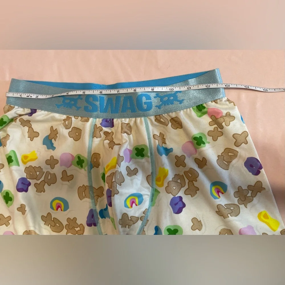 SWAG shorts. Bundle of 4. Size Medium - Picture 11 of 12